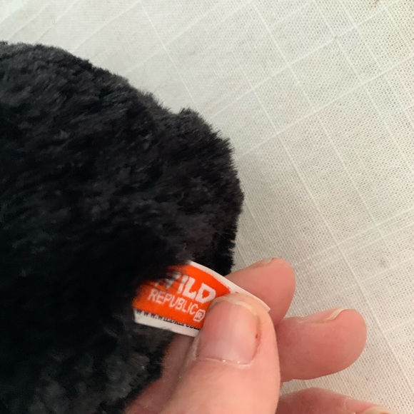 WILD REPUBLIC| Gorilla Baby Stuffed Animal - Picture 6 of 11